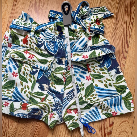 FARM Rio Off-white Macaw Flight shorts Size XS - Picture 7 of 10
